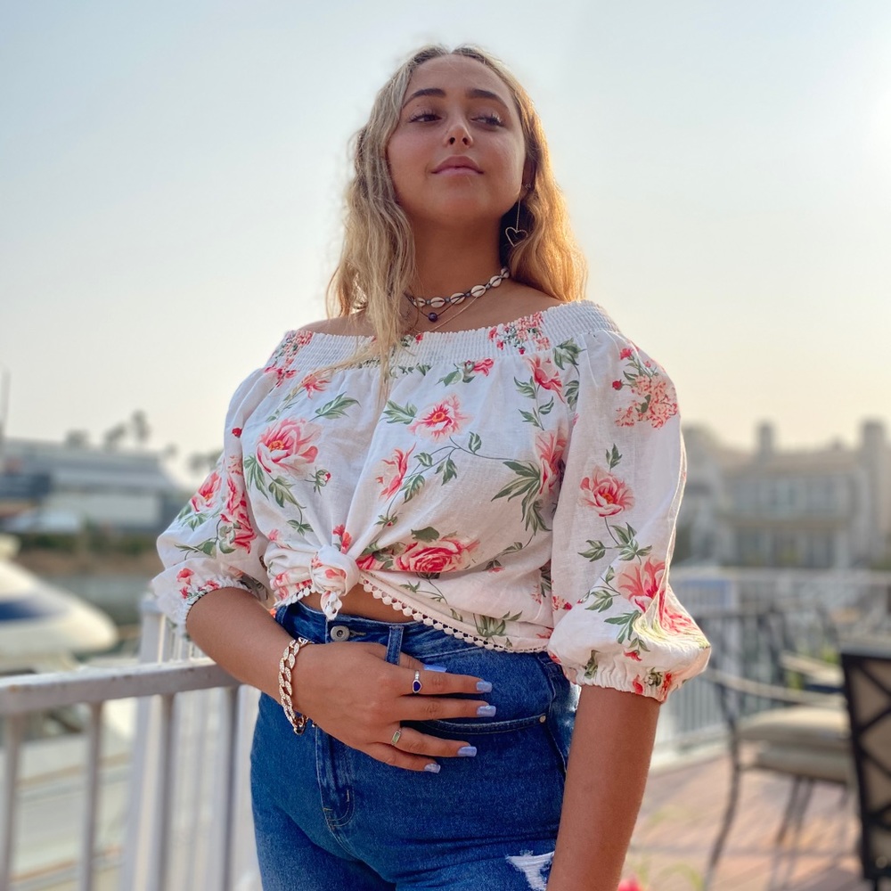 White over the shoulder Zara top with pink flowers